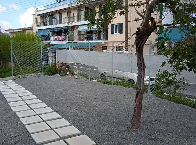 Mon Repo Tiny Anemomylos